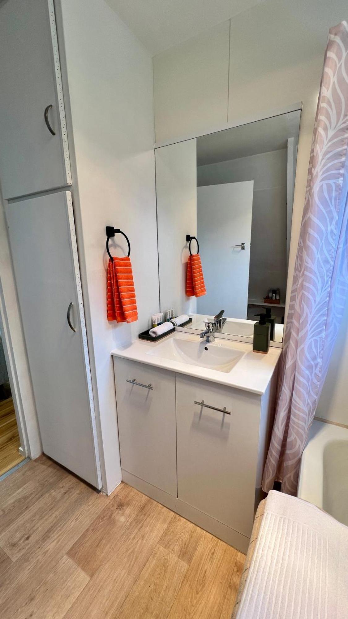 فيلا Waterfront Living Redefined ويستبورت المظهر الخارجي الصورة